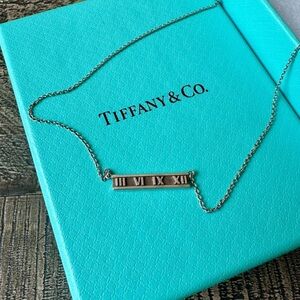 🩵Tiffany & Co.🩵 Atlas Bar Necklace